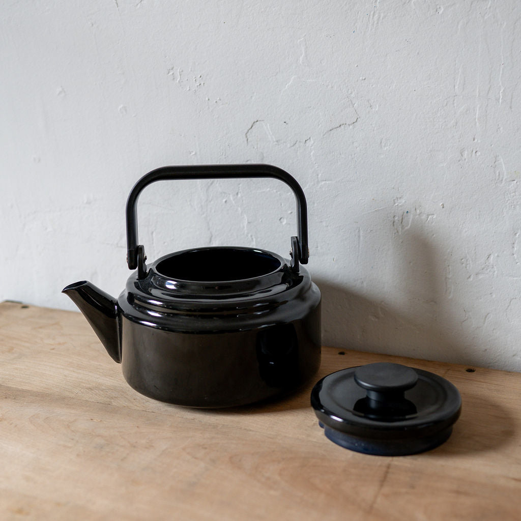 Noda Horo Amu Kettle 2.0L Black | Noda Horo | Miss Arthur | Home Goods | Tasmania