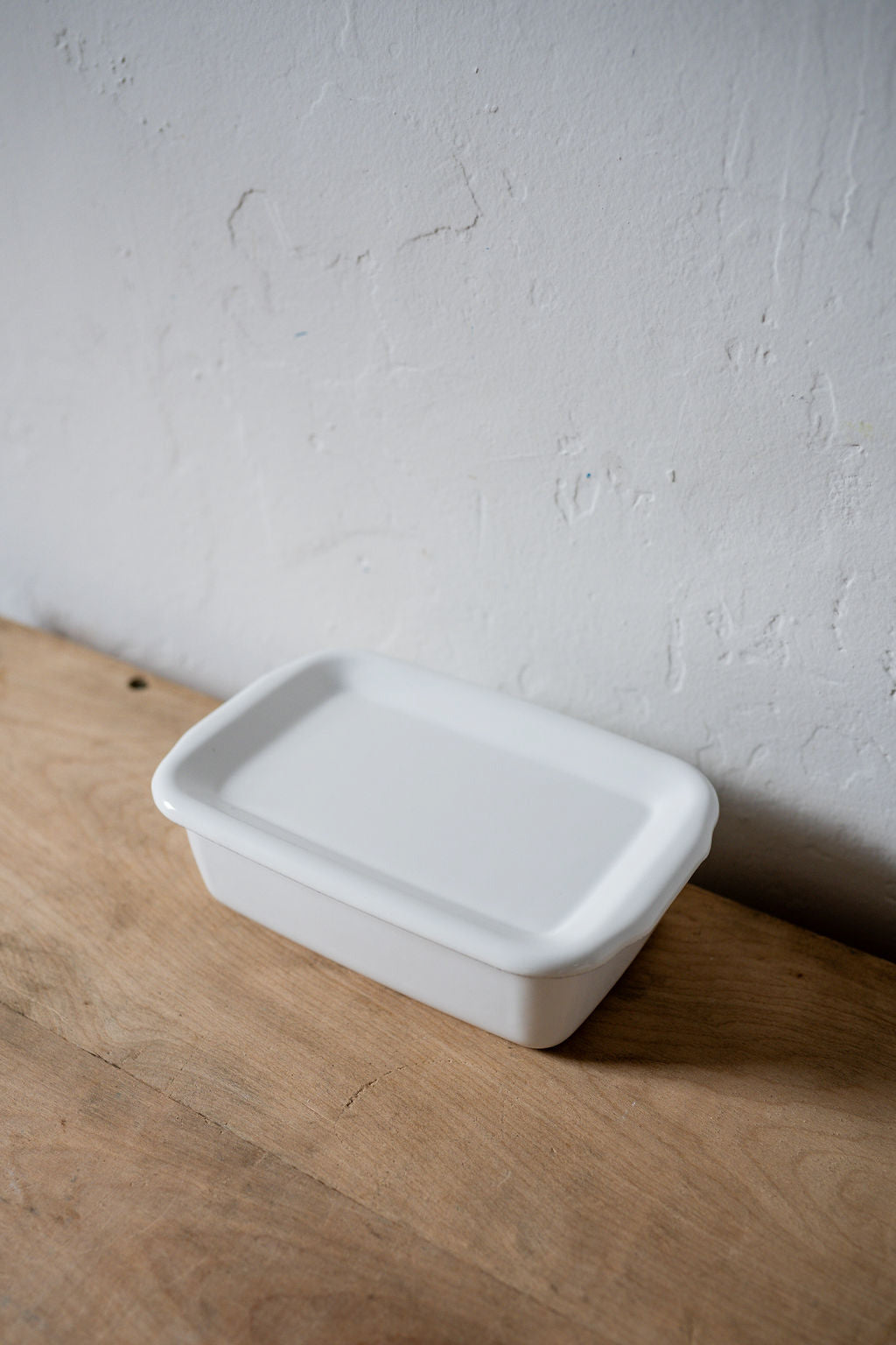 Noda Horo White Enamel Rectangle Deep Food Container Medium | Noda Horo | Miss Arthur | Home Goods | Tasmania