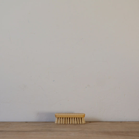 Iris Hantverk Nail Brush Maple Tampico | Iris Hantverk | Miss Arthur | Home Goods | Tasmania