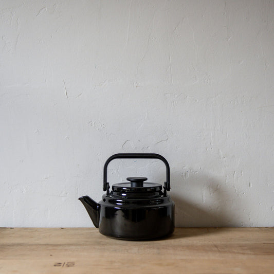 Noda Horo Amu Kettle 2.0L Black | Noda Horo | Miss Arthur | Home Goods | Tasmania