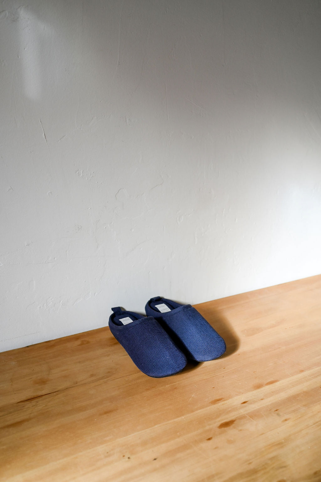 Kontex Moku Light Linen Slippers Navy Large | Kontex | Miss Arthur | Home Goods | Tasmania